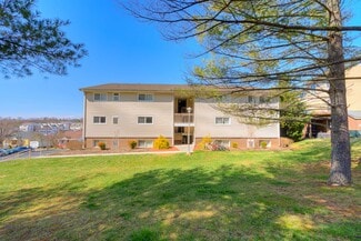 300 McDonald St, Blacksburg, VA 24060