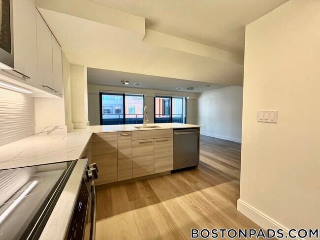 1079 Commonwealth Ave unit 447, Boston, MA 02215 - photo 2