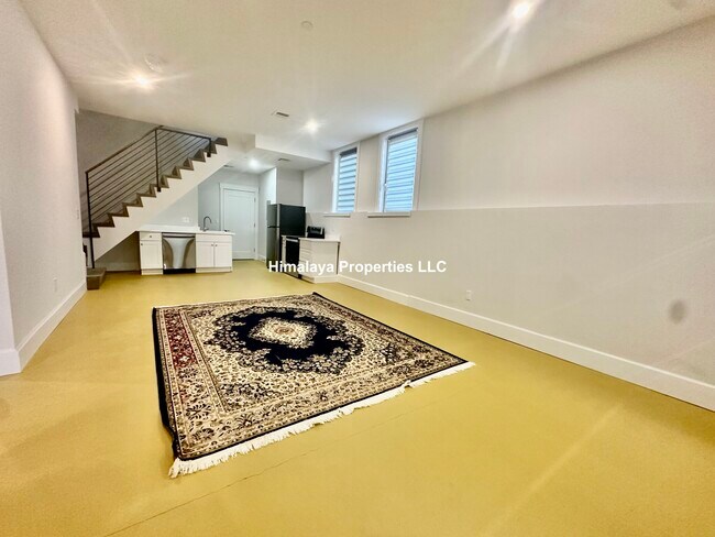 100 Mt Pleasant Ave unit 2B, Boston, MA 02119 - photo 2