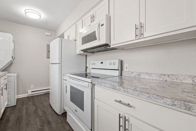 Creekside at Fenton Heights, Fenton, MI 48430 - photo 7