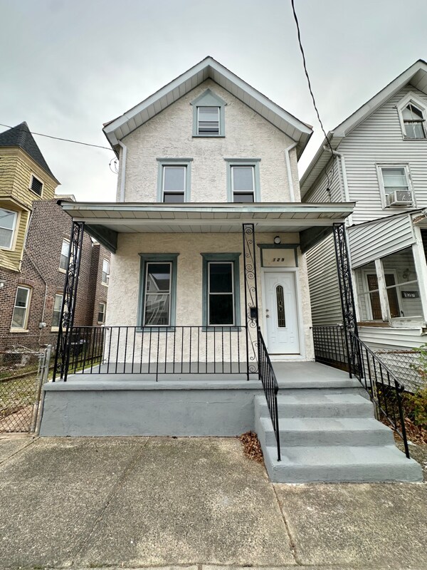 129 Lafayette Ave, Trenton, NJ 08610 - photo 2