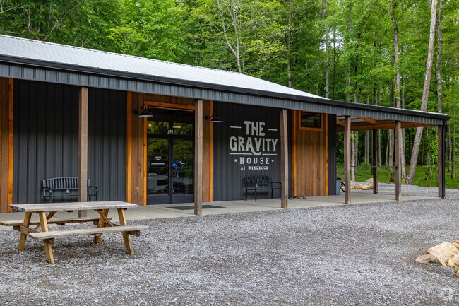 Windrock Bike Park is a private Downhill Mountain Biking course located in Marlow.