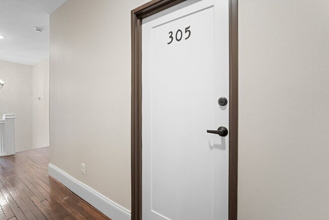 702 20th St unit 305, Des Moines, IA 50314 - photo 4