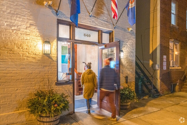 Locals head to Horse Inn for a delightful bite to eat in Ross.