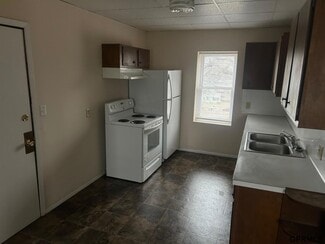 1802 Chandler Rd W Unit 1, Bellevue, NE 68147