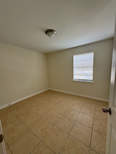 5081 Baker Blvd unit D, Baker, LA 70714 - photo 2
