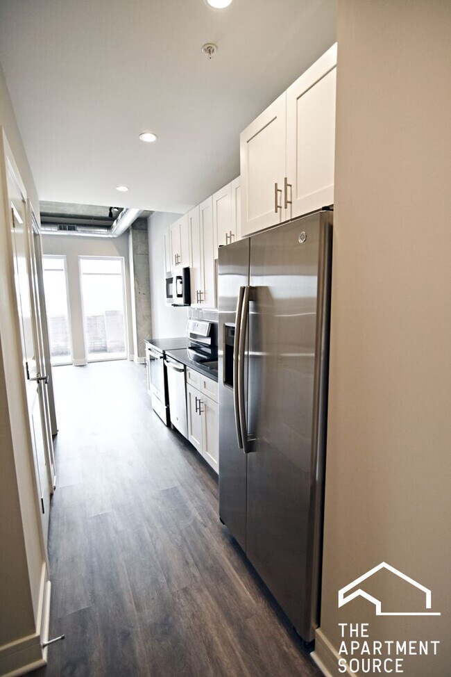 3833 N Broadway St unit 309, Chicago, IL 60613 - photo 4