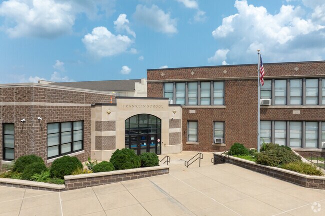 14% of students at Franklin Elementary School are at last proficient in math.