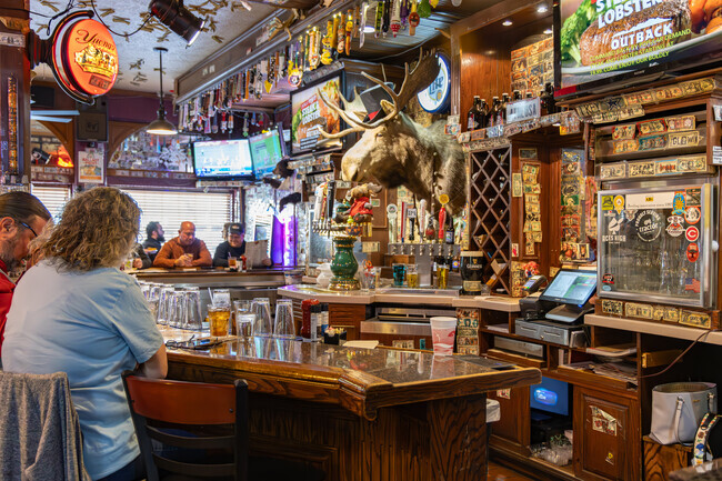 Bullwinkle's Top Hat Bistro is a very popular place for Miamisburg residents to enjoy barbeque.