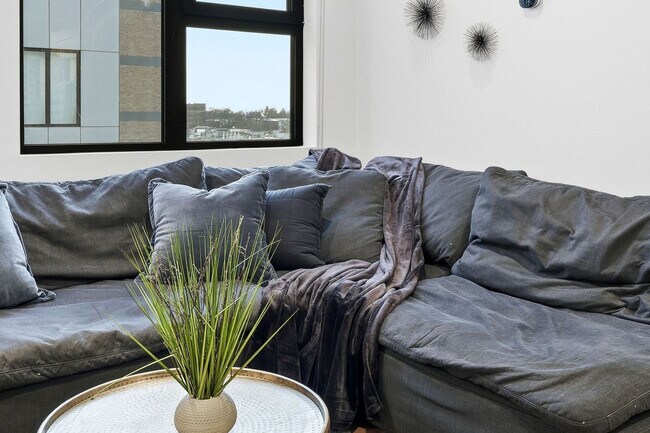 6044 N Winthrop Ave unit ID1372957P, Chicago, IL 60660 - photo 4