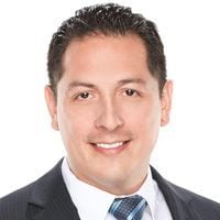 Agent Photo