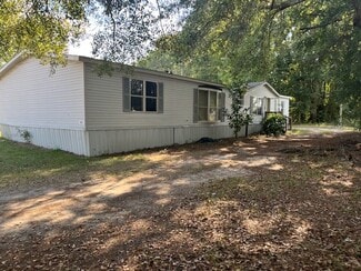 1843 Lamar Hwy, Darlington, SC 29532