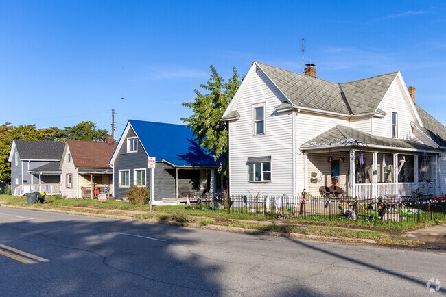 Most Oliver Gateway homes sell for between $20,000 and $120,000.