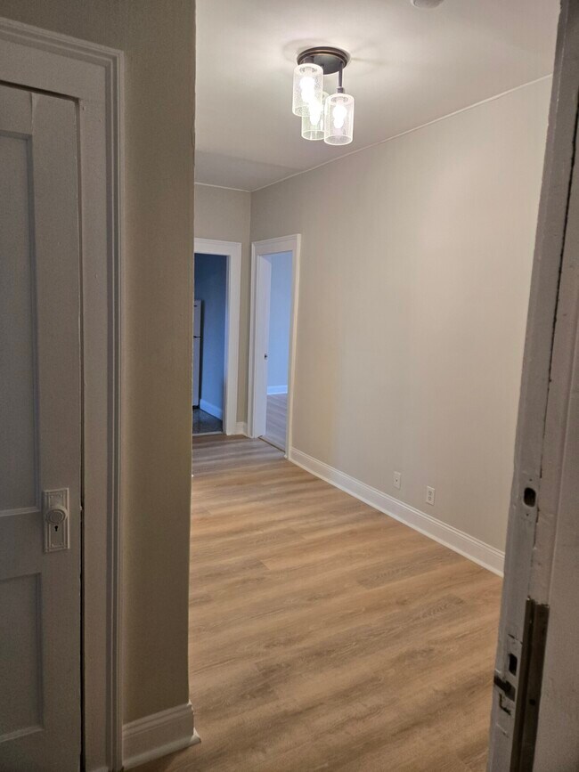 177 Winthrop Rd unit 1, Brookline, MA 02445 - photo 3