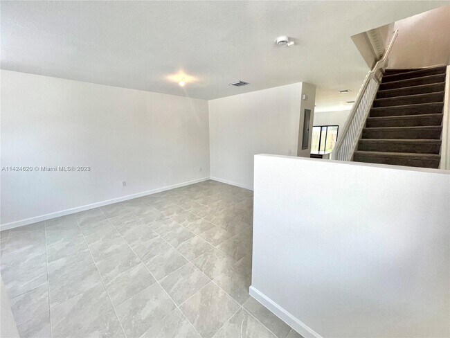 23458 SW 127th Place, Homestead, FL 33032 - photo 2