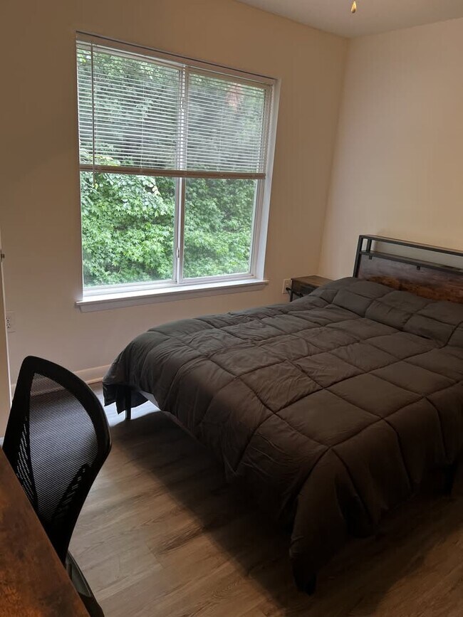 1230 University Ct unit 1230-3, Raleigh, NC 27606 - photo 5