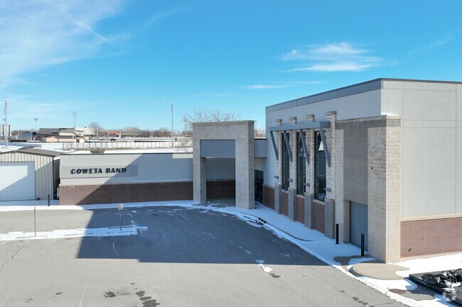 Coweta Junior High School, Rankings & Reviews