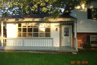 2424 Highland Cir, Lindenhurst, IL 60046