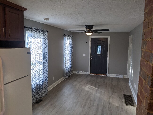 3312 Middlebranch Ave NE, Canton, OH 44705 - photo 6