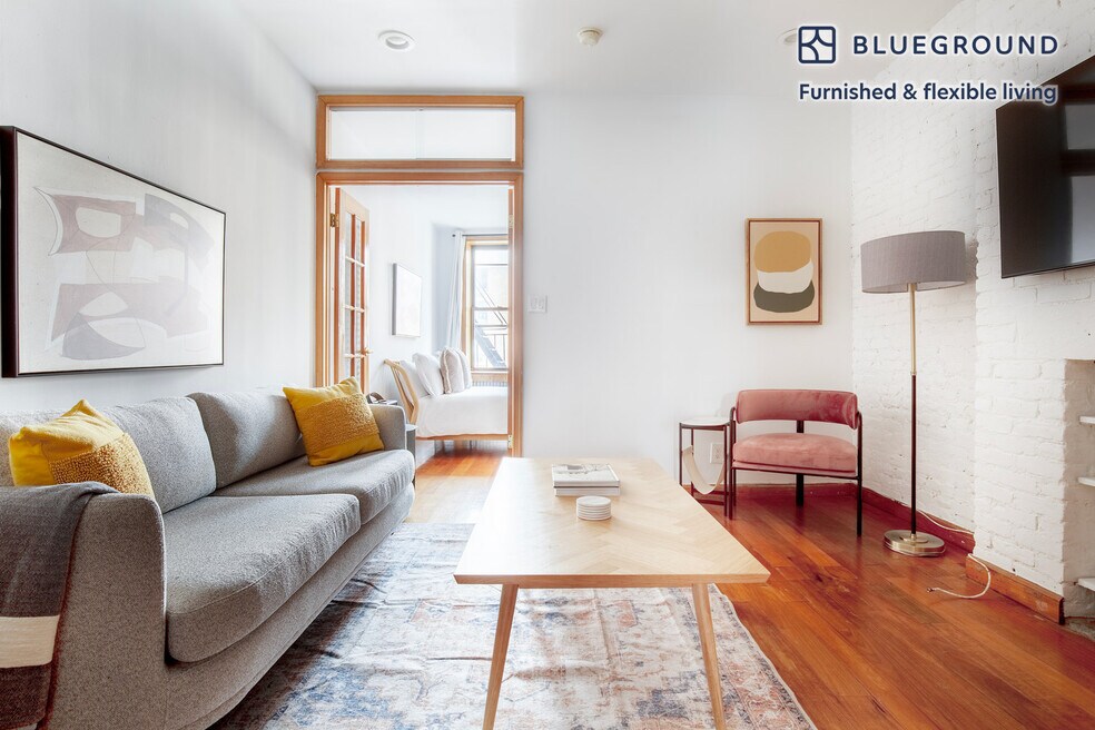 51 E Houston St unit FL4-ID992, New York, NY 10012 - photo 1