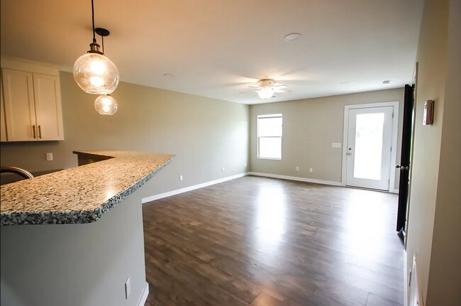 3811 McBroom Chapel Rd unit B, Cookeville, TN 38501 - photo 5