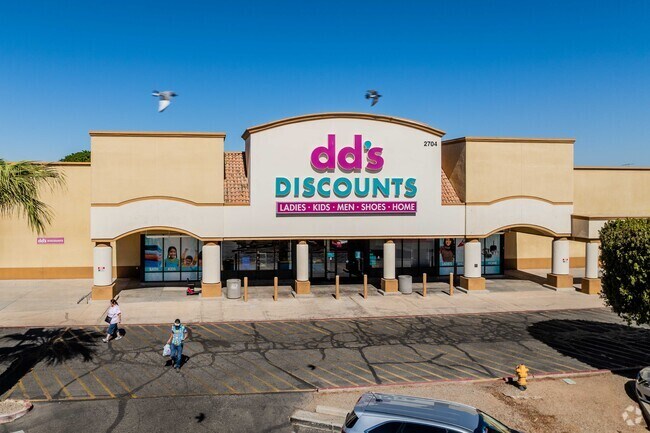 dd's Discounts has affordable goods in Sierra Sunset.