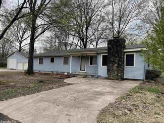 1801 Graham Rd, Jacksonville, AR 72076