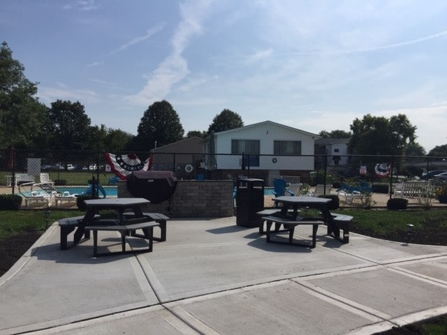 Willow Run of Crest Hill, Crest Hill, IL 60403 - photo 6