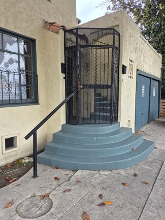 3453 West Blvd, Los Angeles, CA 90016