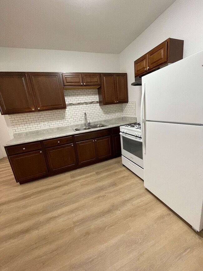 3653 N Pulaski Rd unit 3, Chicago, IL 60641 - photo 4