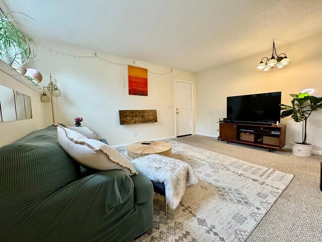 20 School Ave unit A1, Waltham, MA 02453 - photo 3