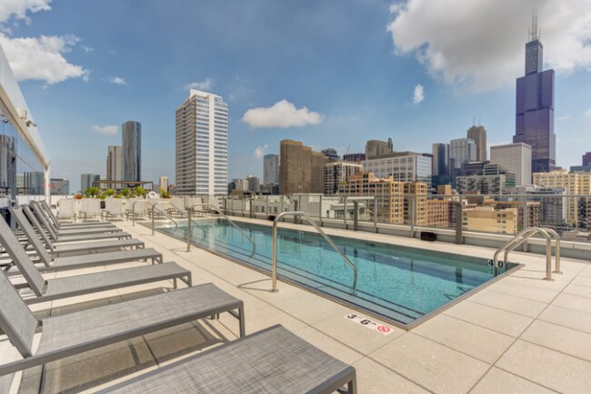 811 W Van Buren St unit 2222, Chicago, IL 60607 - photo 7