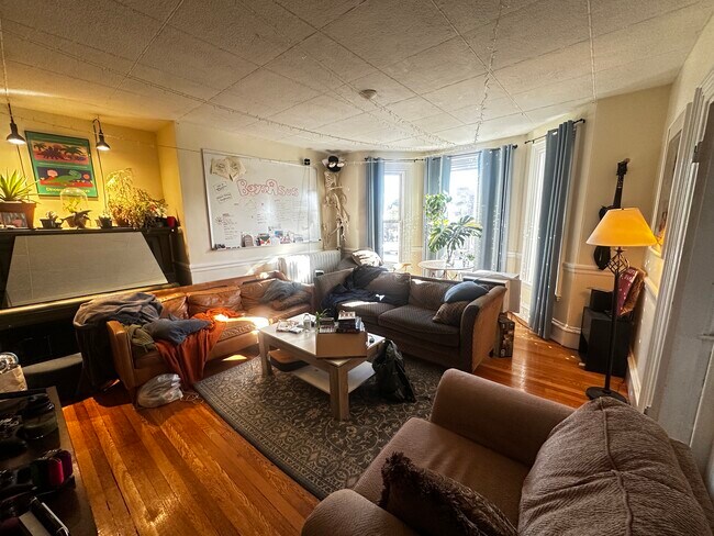 5 Day St unit 2, Cambridge, MA 02140 - photo 3