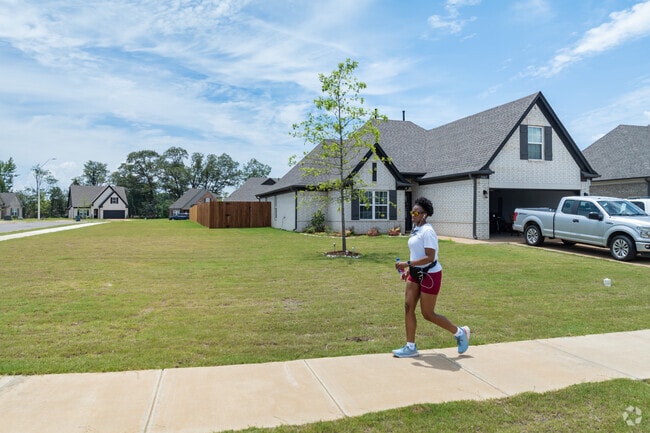 Most subdivisions in Southaven have sidewalks.