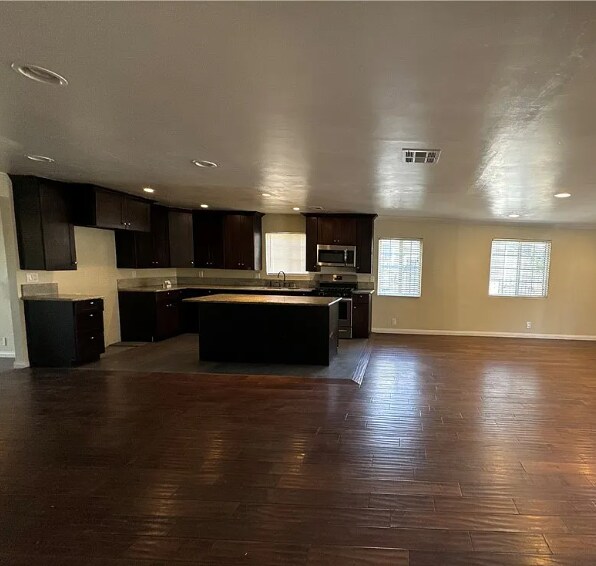 8827 Darby Ave unit Master, Northridge, CA 91325 - photo 4