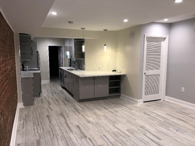 60 V St NW unit B, Washington, DC 20001 - photo 5