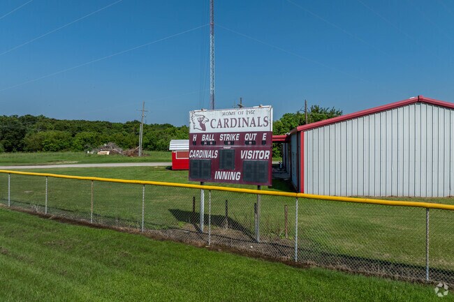 High Island High School offers baseball and football programs.