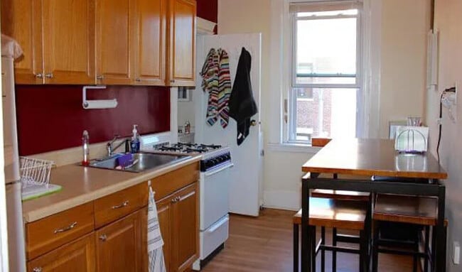 447 Park Dr unit 3C, Boston, MA 02215 - photo 3