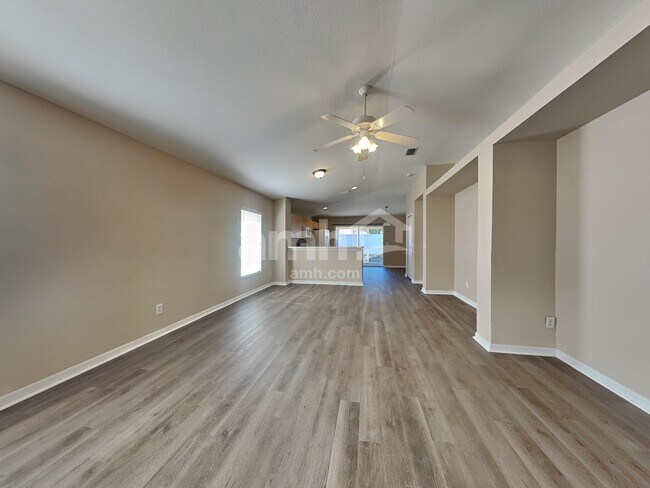 11347 Cocoa Beach Dr, Riverview, FL 33569 - photo 6