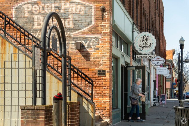 Augusta Township heads to Life Is Sweet Bakery and Cafe for a sweet treat in Milan.
