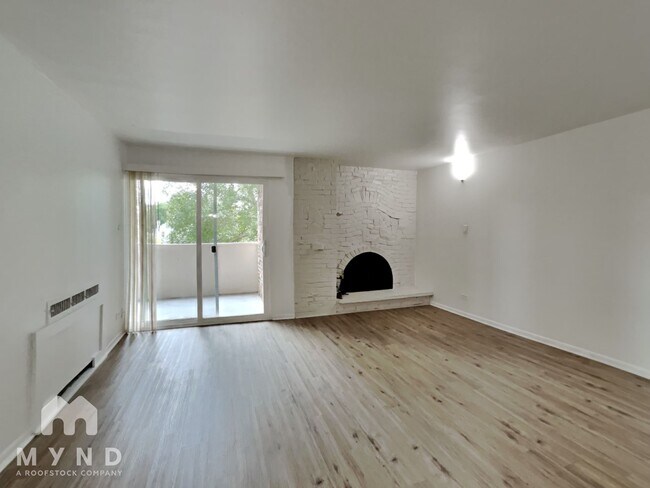 The Norseman Condominiums unit 409, Denver, CO 80206 - photo 3