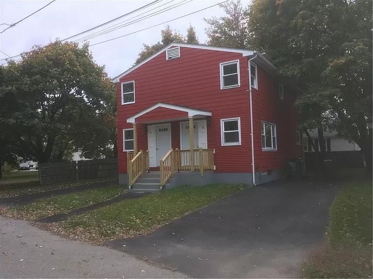 14 Lakewood St, North Providence, RI 02911 - photo 1