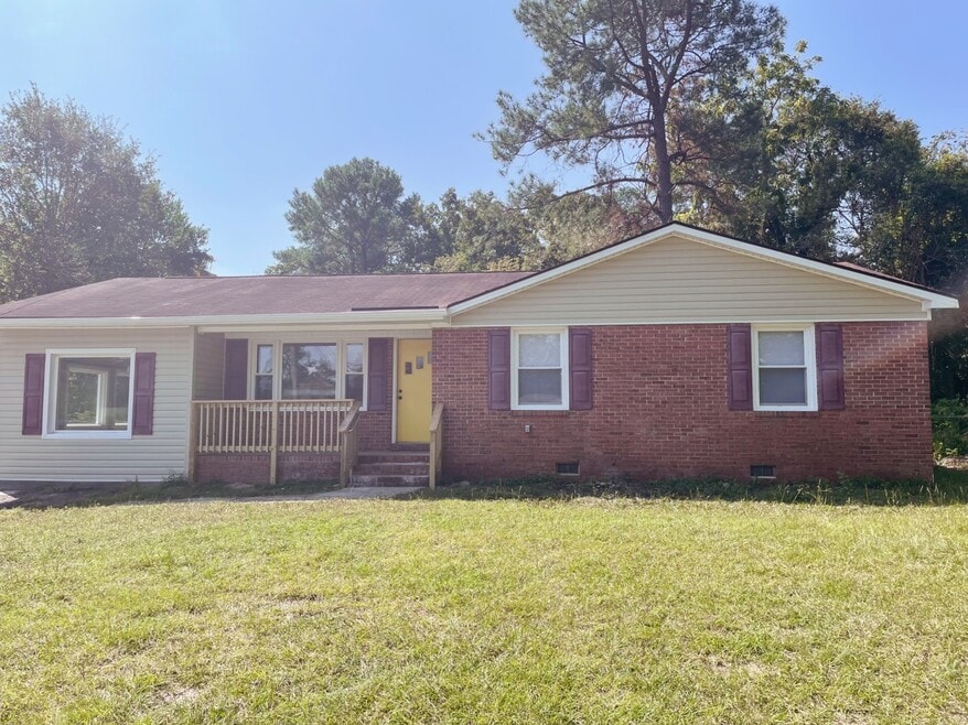 4709 Cheltenham Rd, Fayetteville, NC 28304 - photo 1