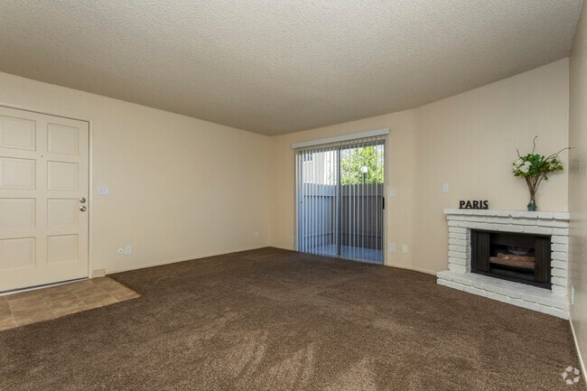 Merit Manor, Clovis, CA 93612 - photo 3