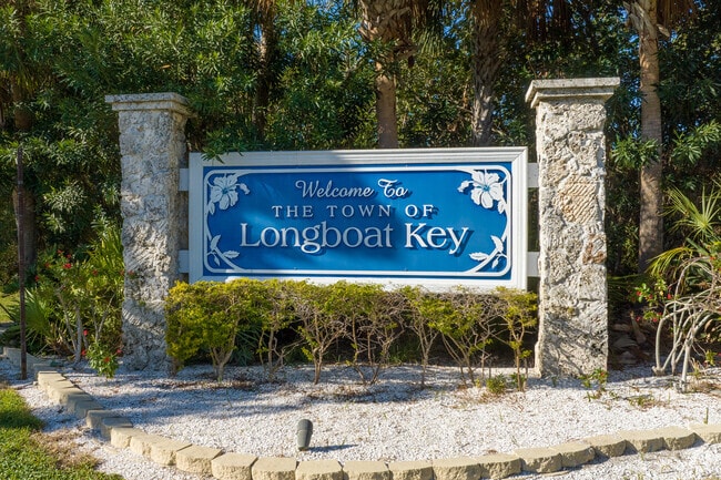 Vistors and residents entering the town of Longboat Key are greeted by this sign.