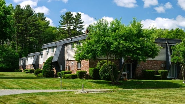 Briarcliff Apartments, Raynham, MA 02767 - photo 2