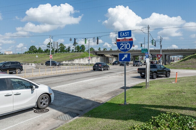 Interstate 210 leads towards Lake Charles proper, which many residents of Graywood take daily.