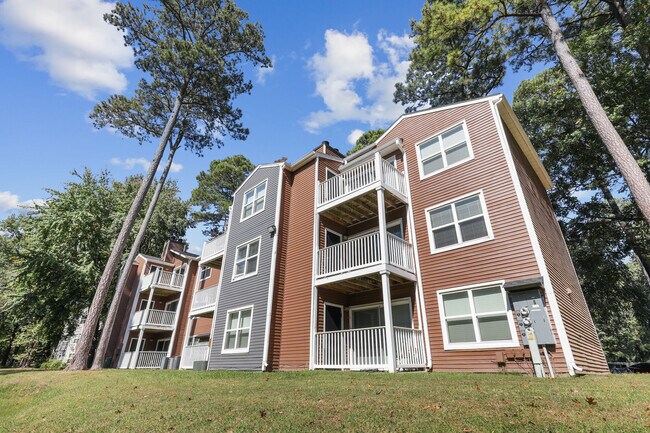 Luna Pointe, Hampton, VA 23666 - photo 5