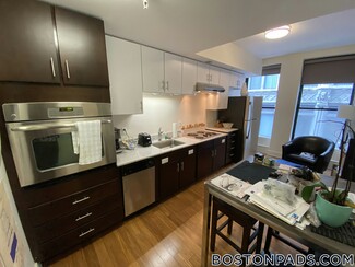 8 Winter Place Unit 302, Boston, MA 02108
