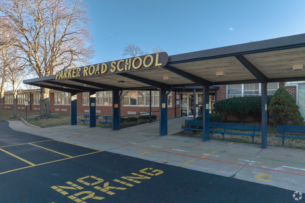 Parker Road Elementary School has an overall C grade on Niche.